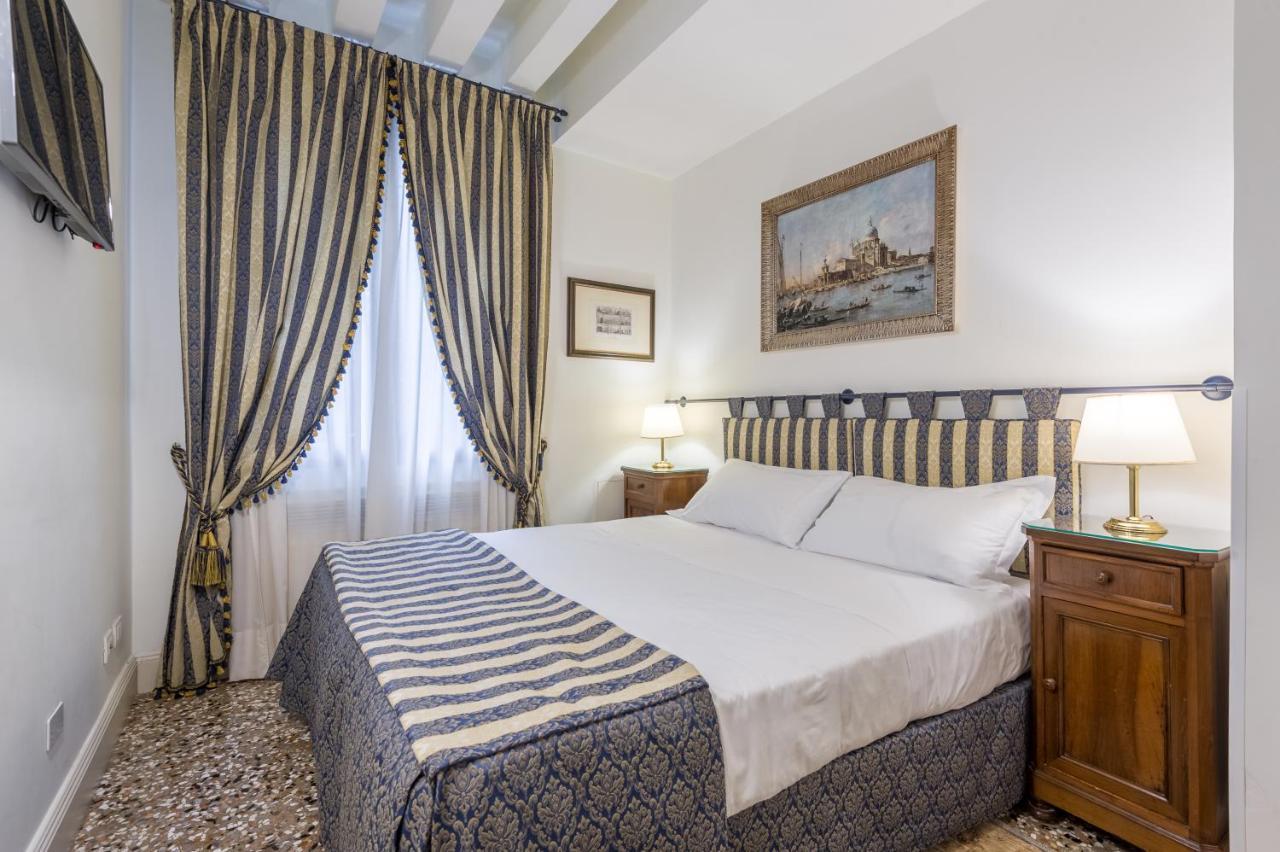 Ca' Dei Cuori On The Grand Canal Venice Exterior photo