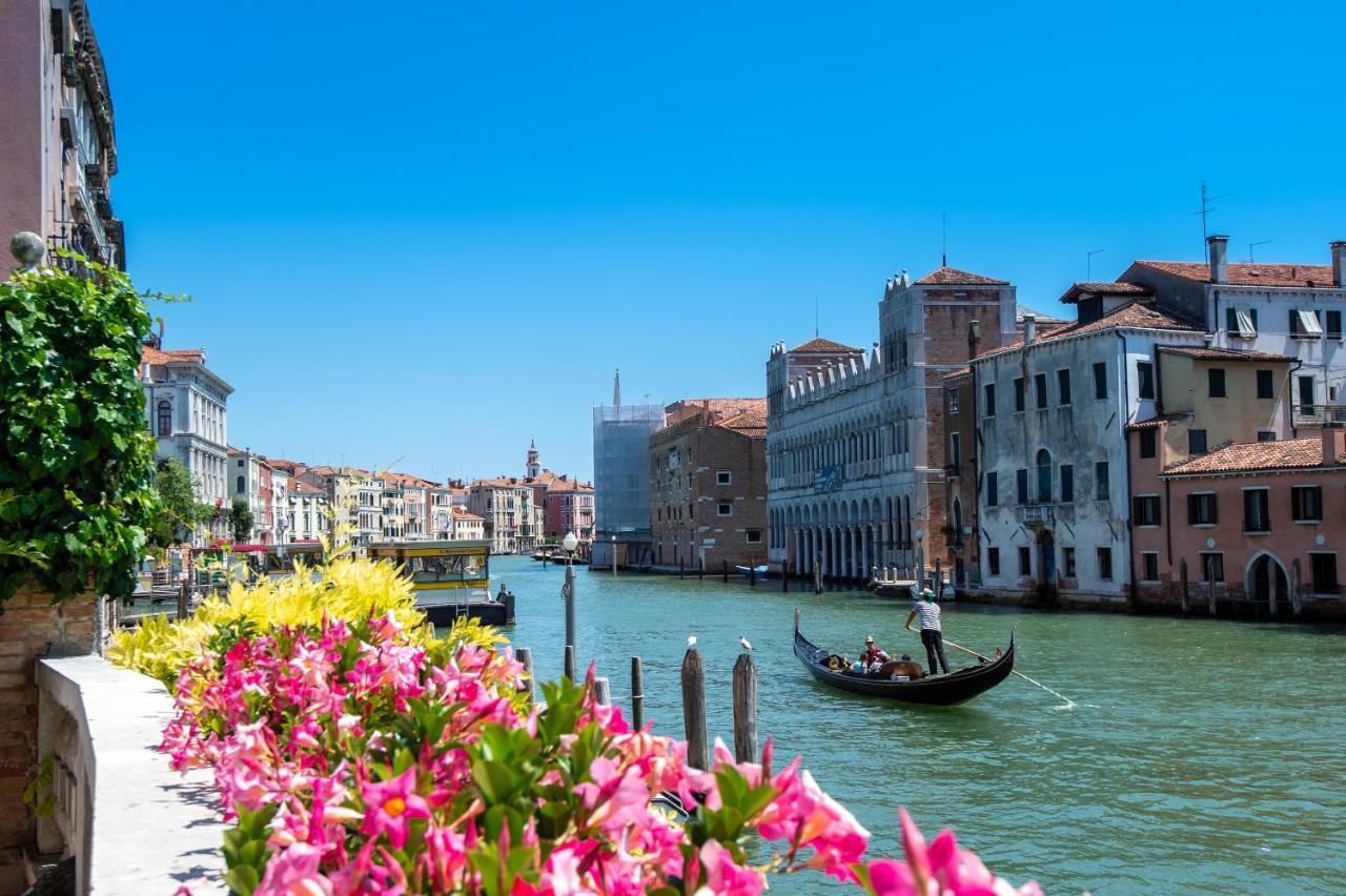 Ca' Dei Cuori On The Grand Canal Venice Exterior photo